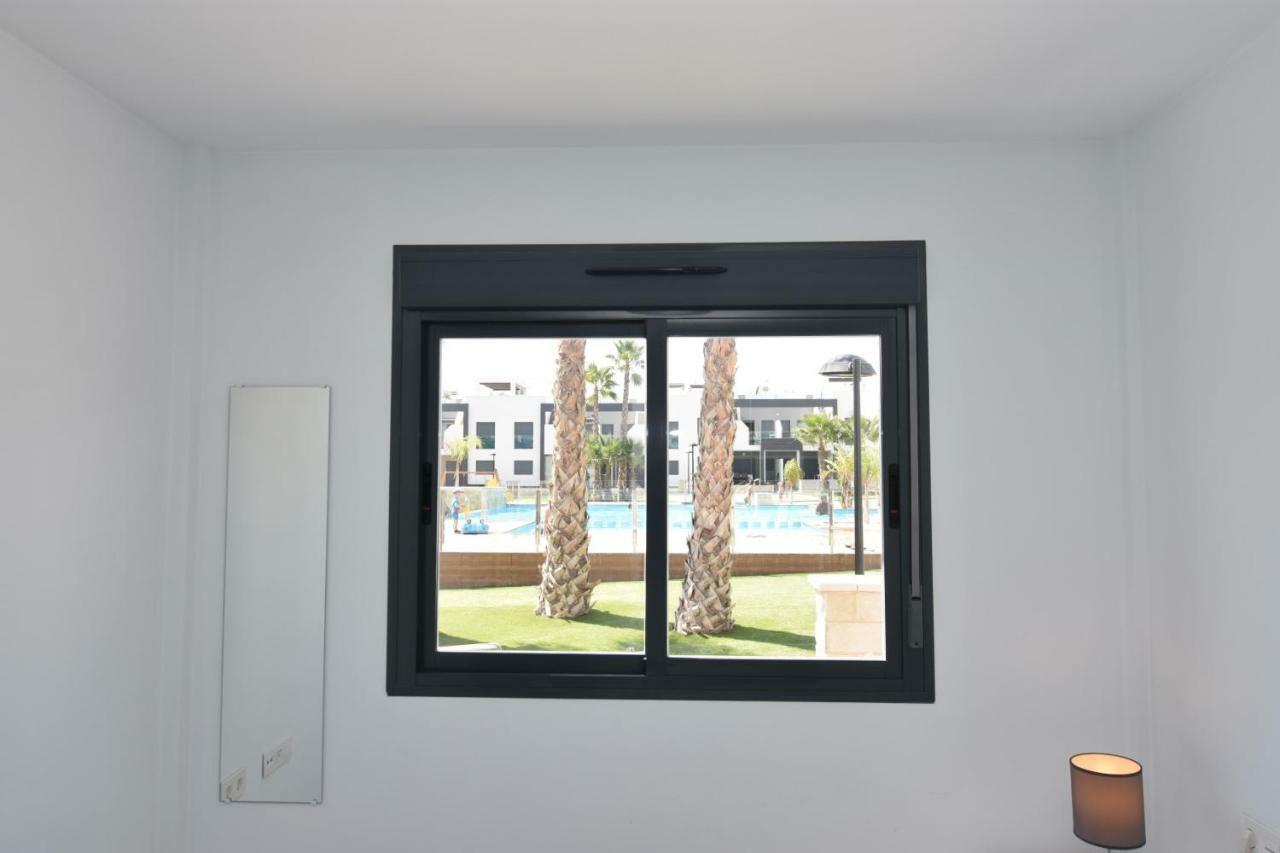 Oasis Beach VI South Facing Pool View La Zenia Dehesa de Campoamor  エクステリア 写真